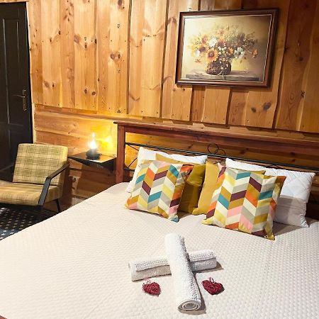 Cosy Apartment In Family Compound Turany المظهر الخارجي الصورة